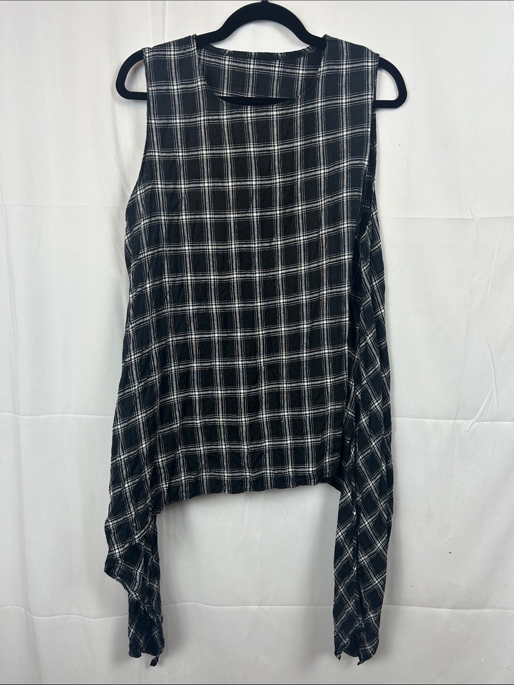 Sleeveless Black & White Plaid High Low Tunic Top